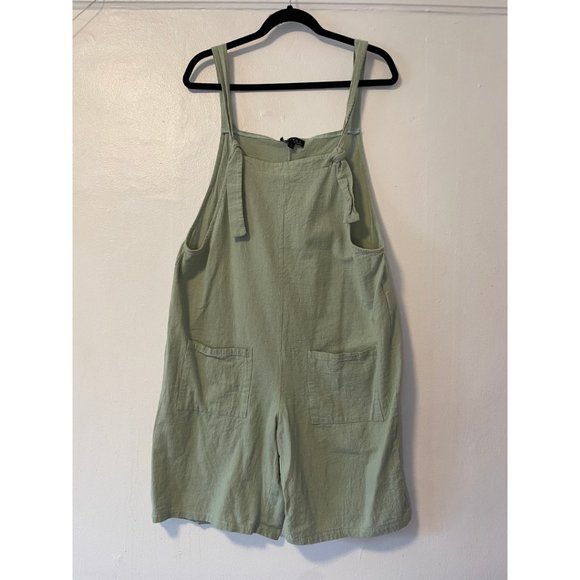 Knot Front Pocket Patched Overall Romper - Picture 2 of 3